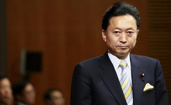 忠琦配资 日本前首相独赴北京，现身九三阅兵现场，中方给了个特殊安排